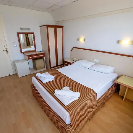 Hotel Sea Bird Beach 4*